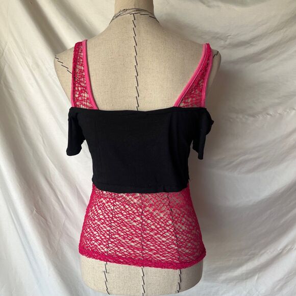 Debut Vintage Grunge pink anc black fishnet top - Picture 6 of 7
